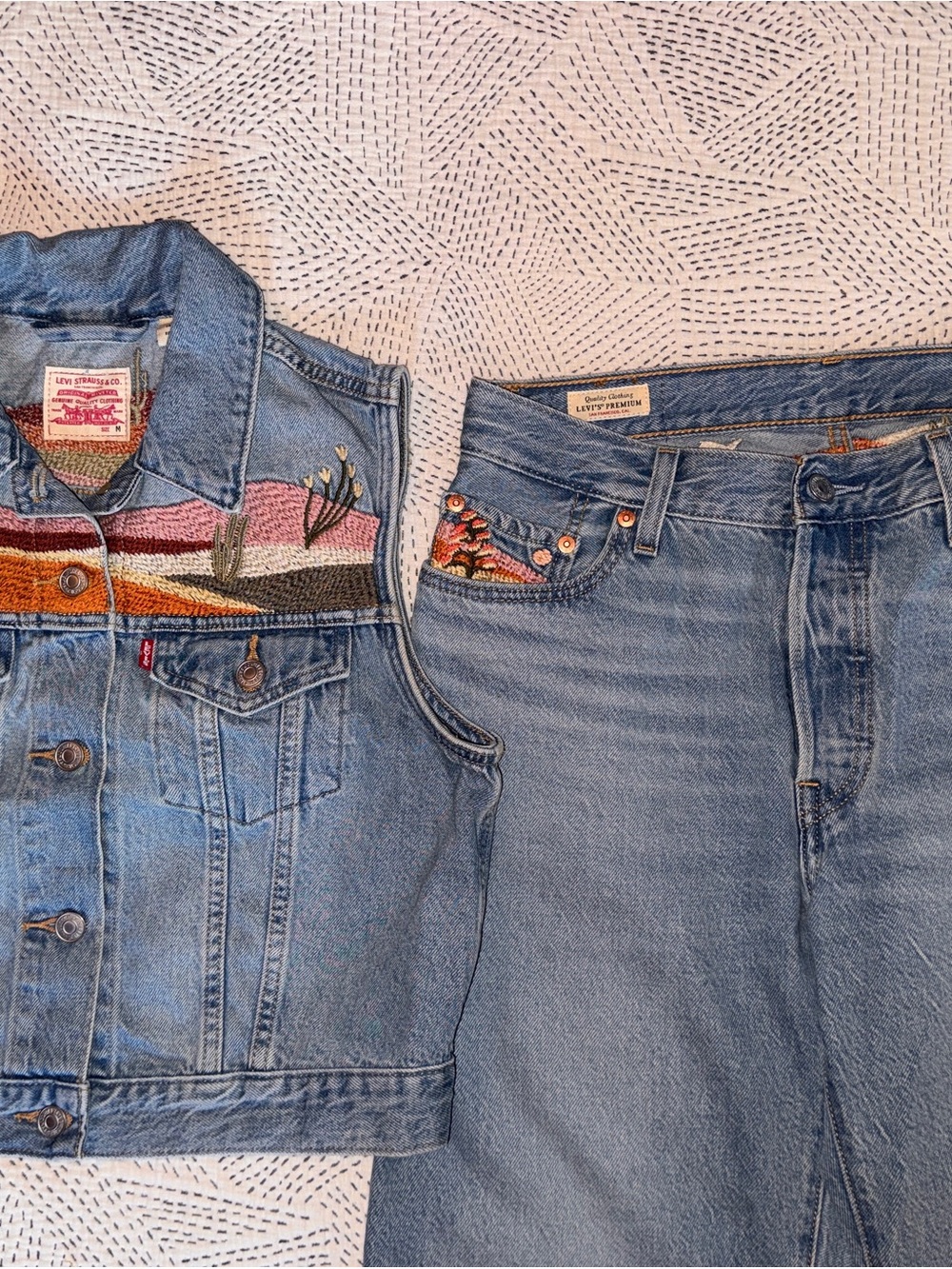 Levi's Light Blue Desert Embroidered Denim Vest and Jeans Set Size M/28